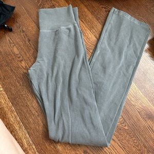 Brandy Melville pants